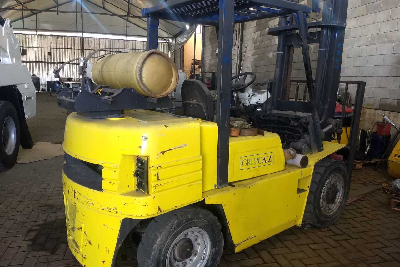 Komatsu Empilhadeira - 03/04 2
