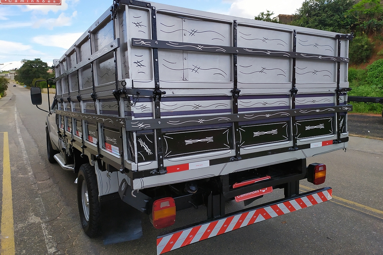 Ford F350 - 02/02 12
