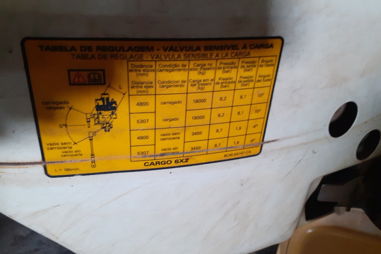 Ford Cargo2422 - 08/09 10