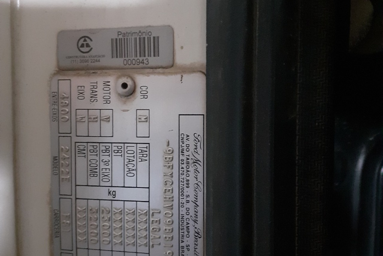 Ford Cargo2422 - 08/09 12