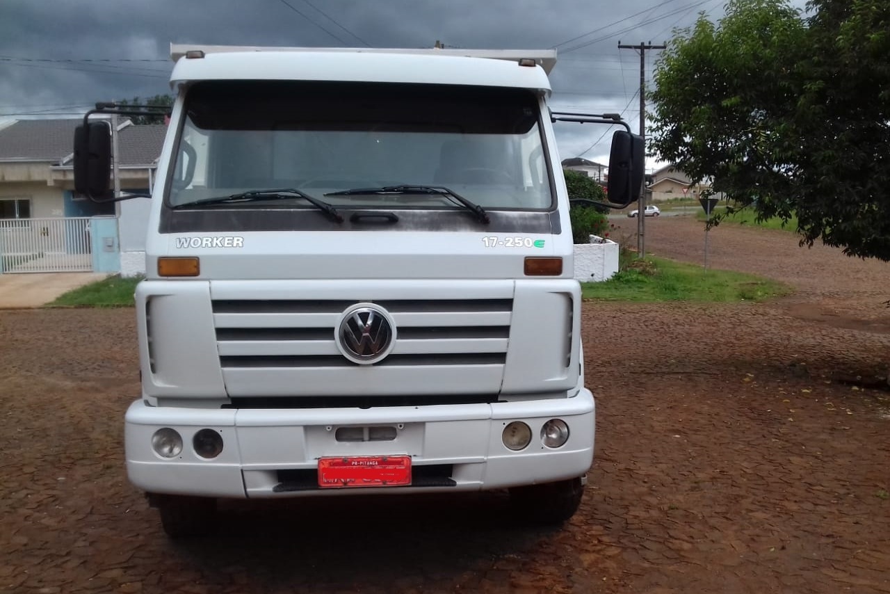 Volkswagen 17 250 - 09/09 3