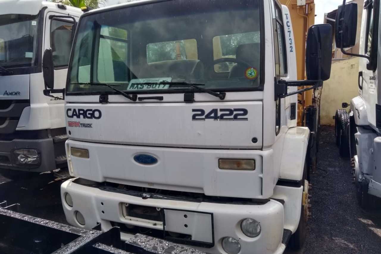 Ford Cargo2422 - 06/06 4