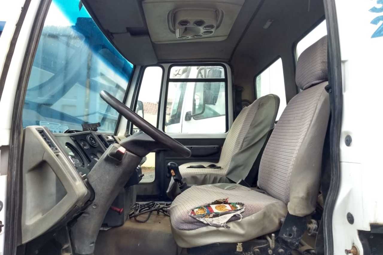 Ford Cargo2422 - 06/06 11