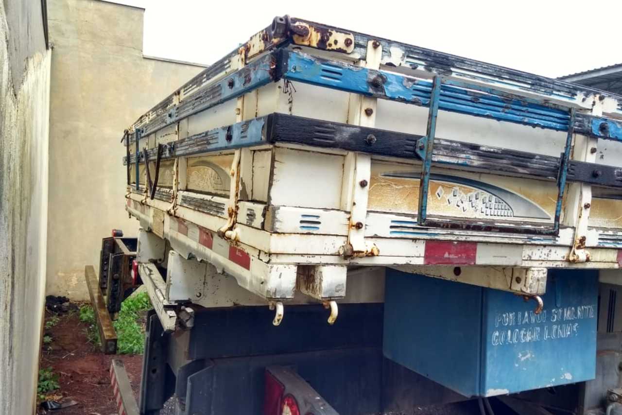 Ford Cargo2422 - 06/06 13