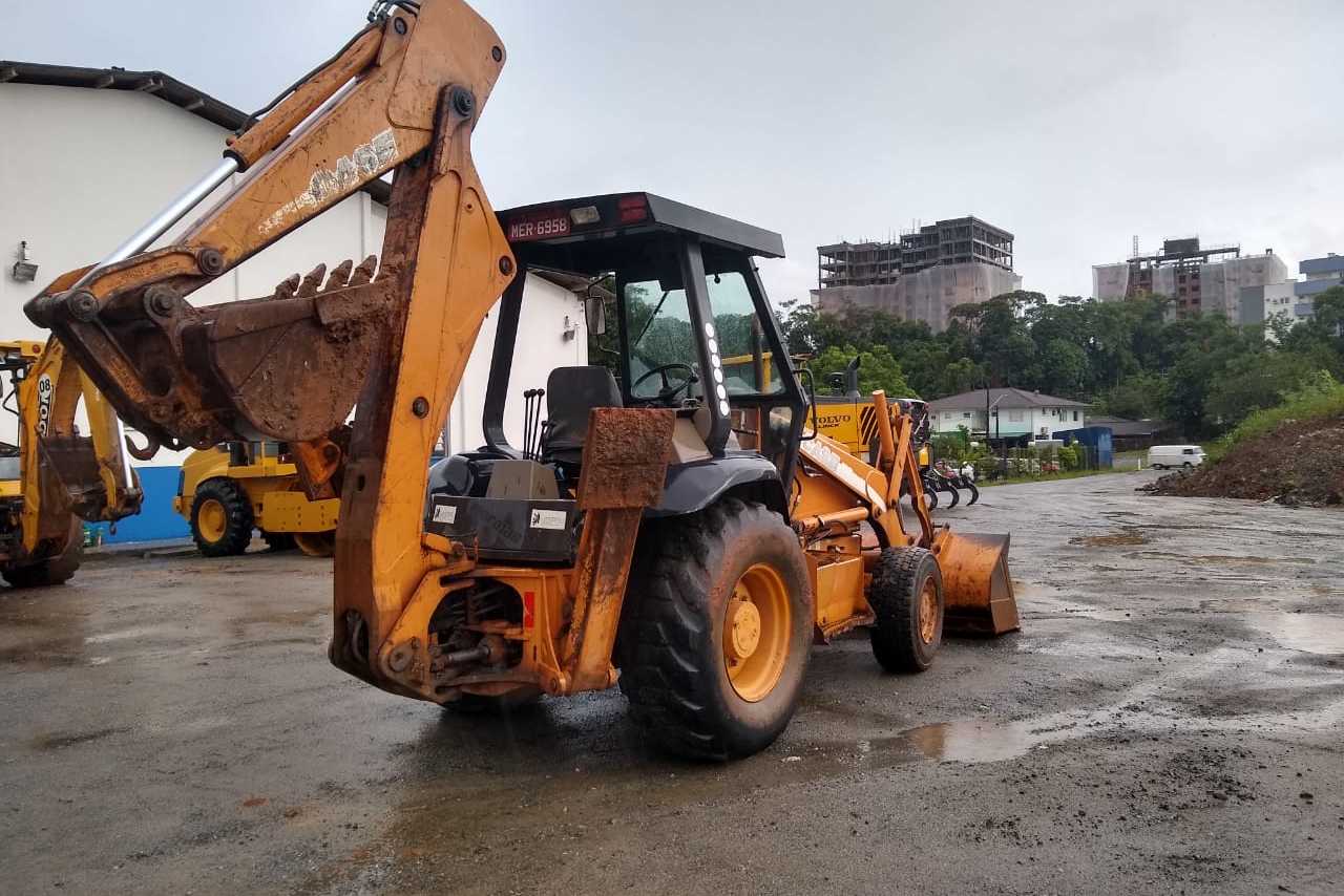 Case 580M - 07/07 7