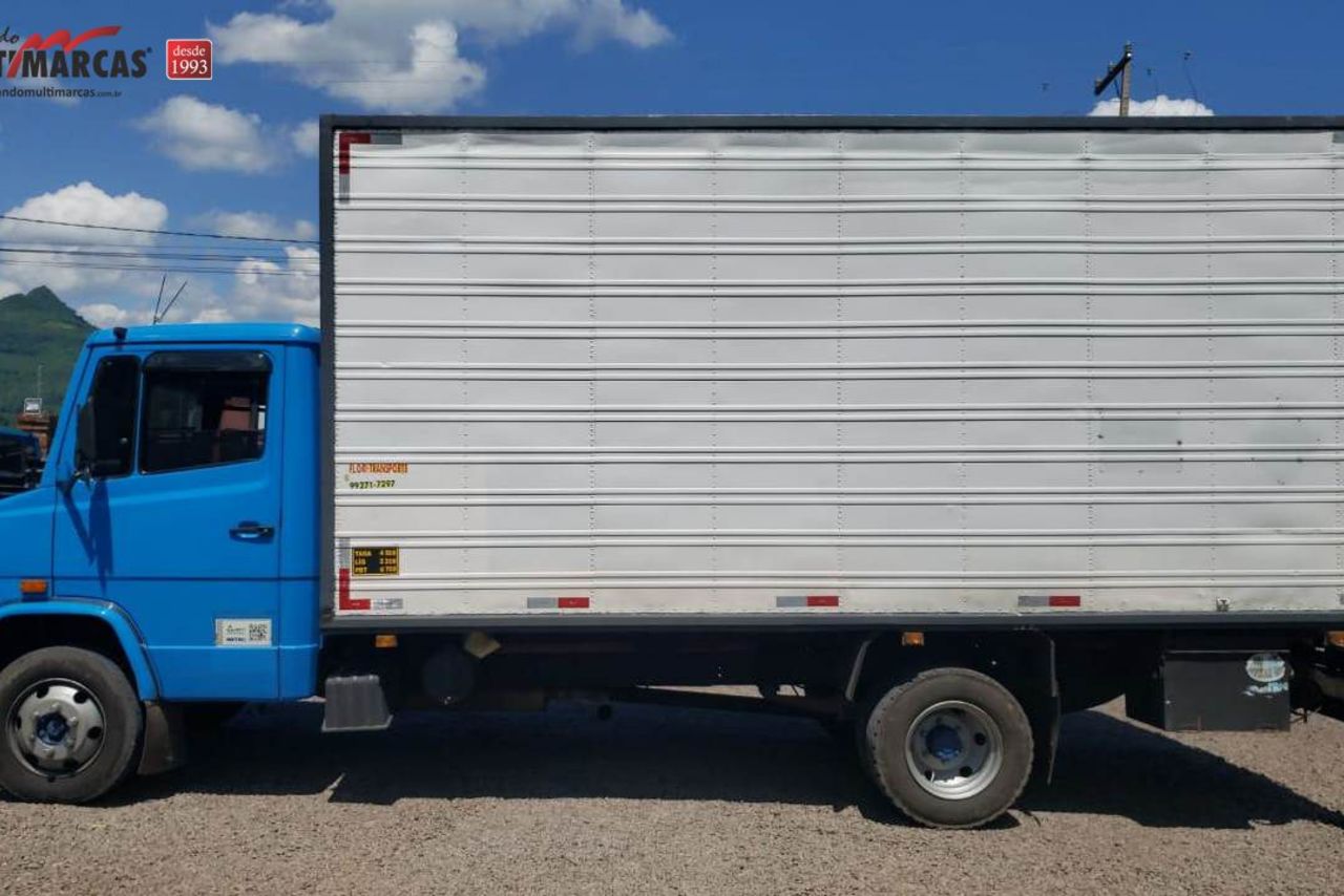 Mercedes Benz MB 710 - 02/02 15