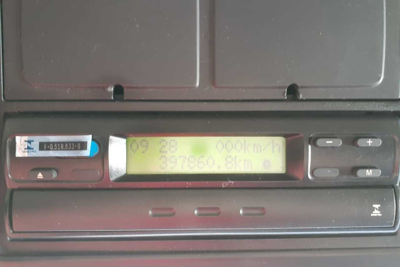 Scania 440 - 16/16 2