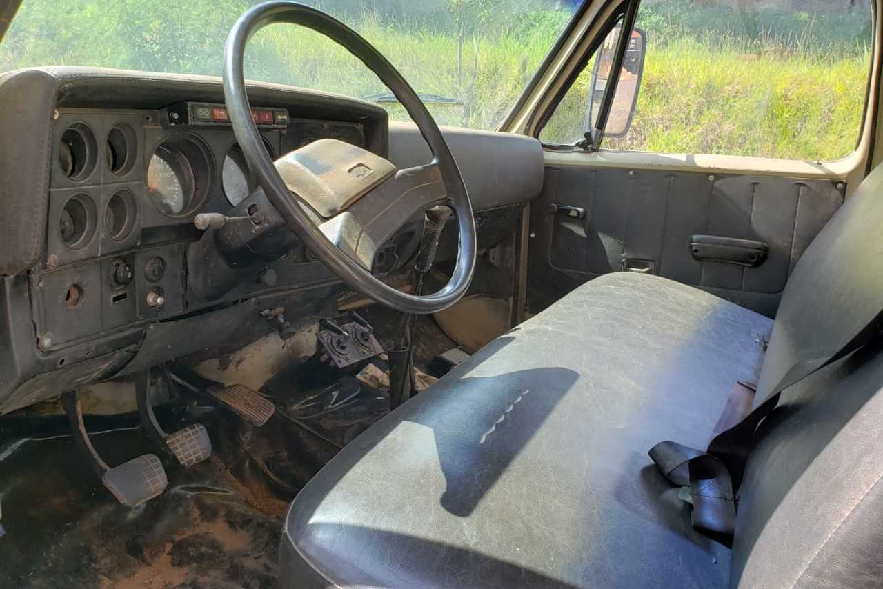 Chevrolet D13000 - 86/86 2