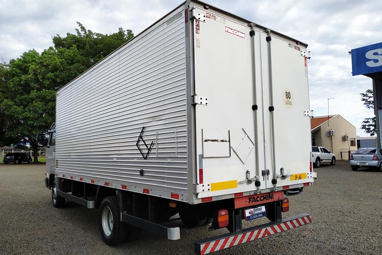 Volkswagen 8 150 - 10/11 9