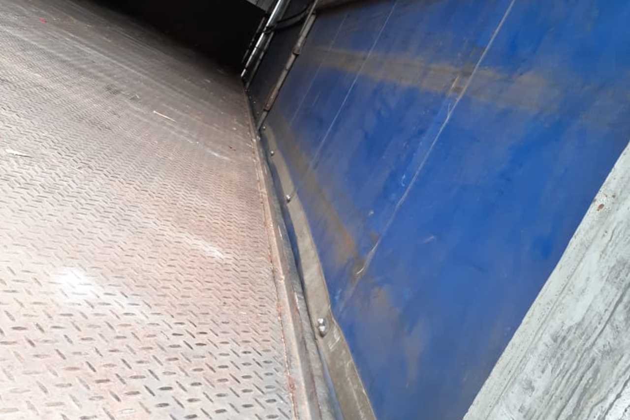 Ford Cargo1933 - 13/13 12