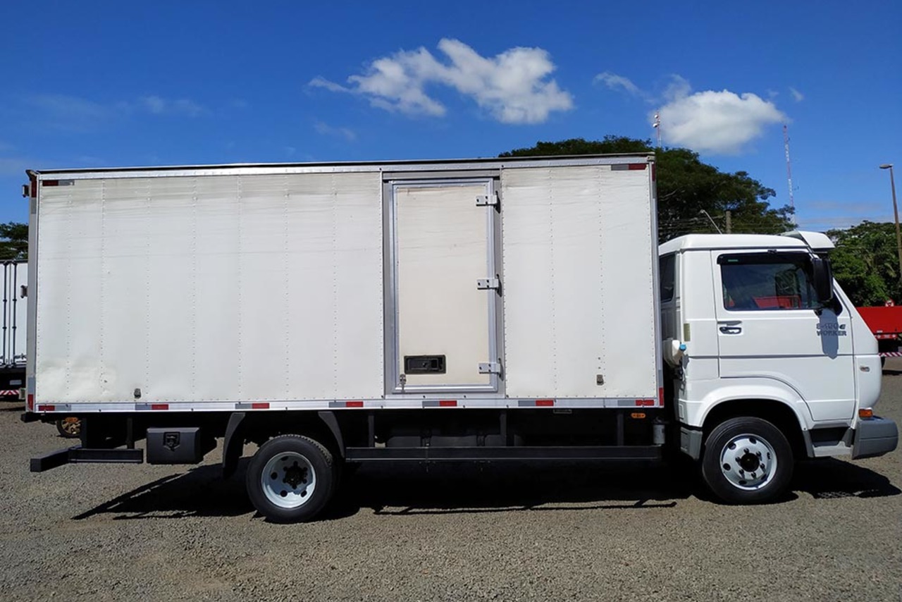 Volkswagen 8 150 - 06/06 11
