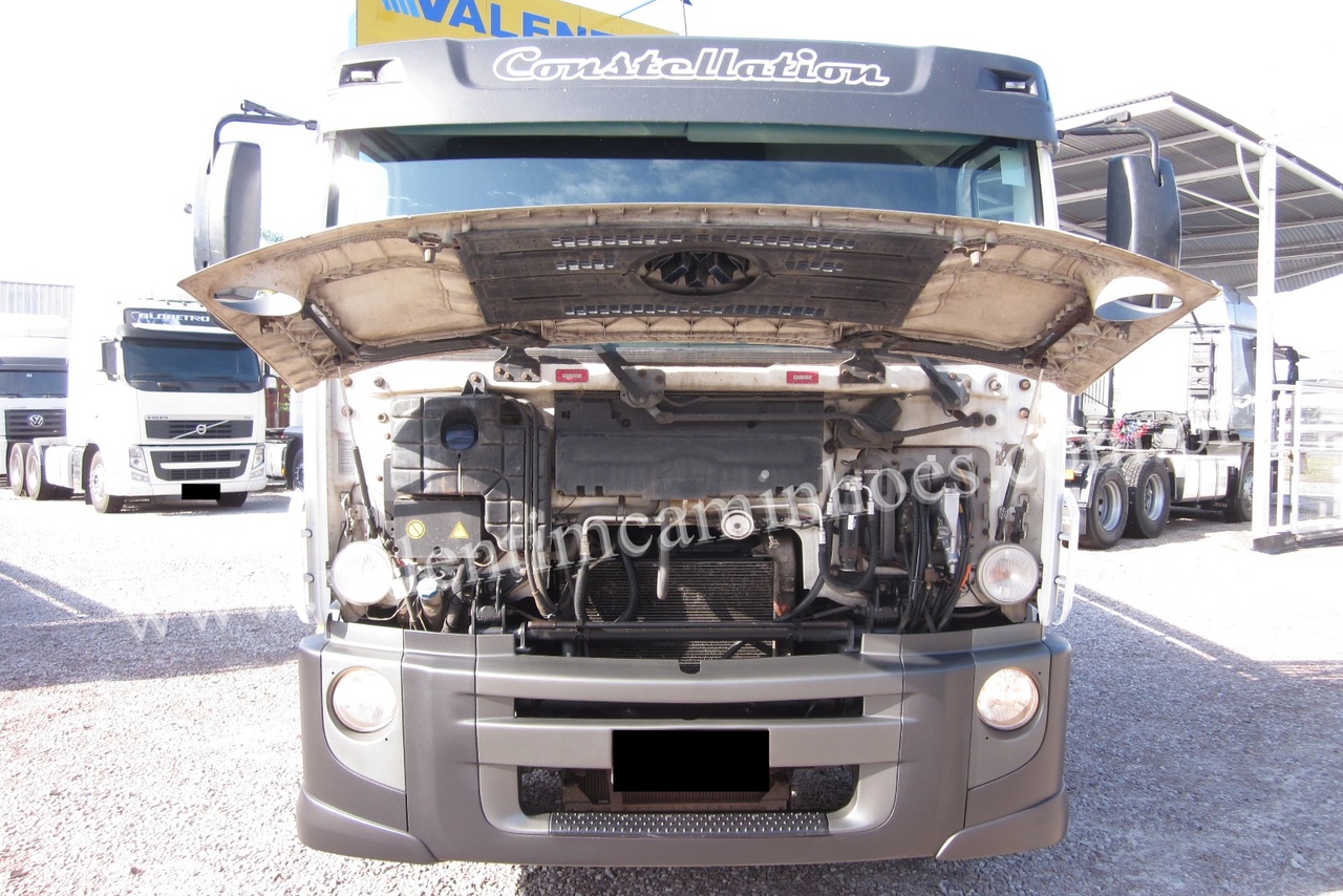 Volkswagen 24-250 E Constellation 3-Eixos - 10/10 13