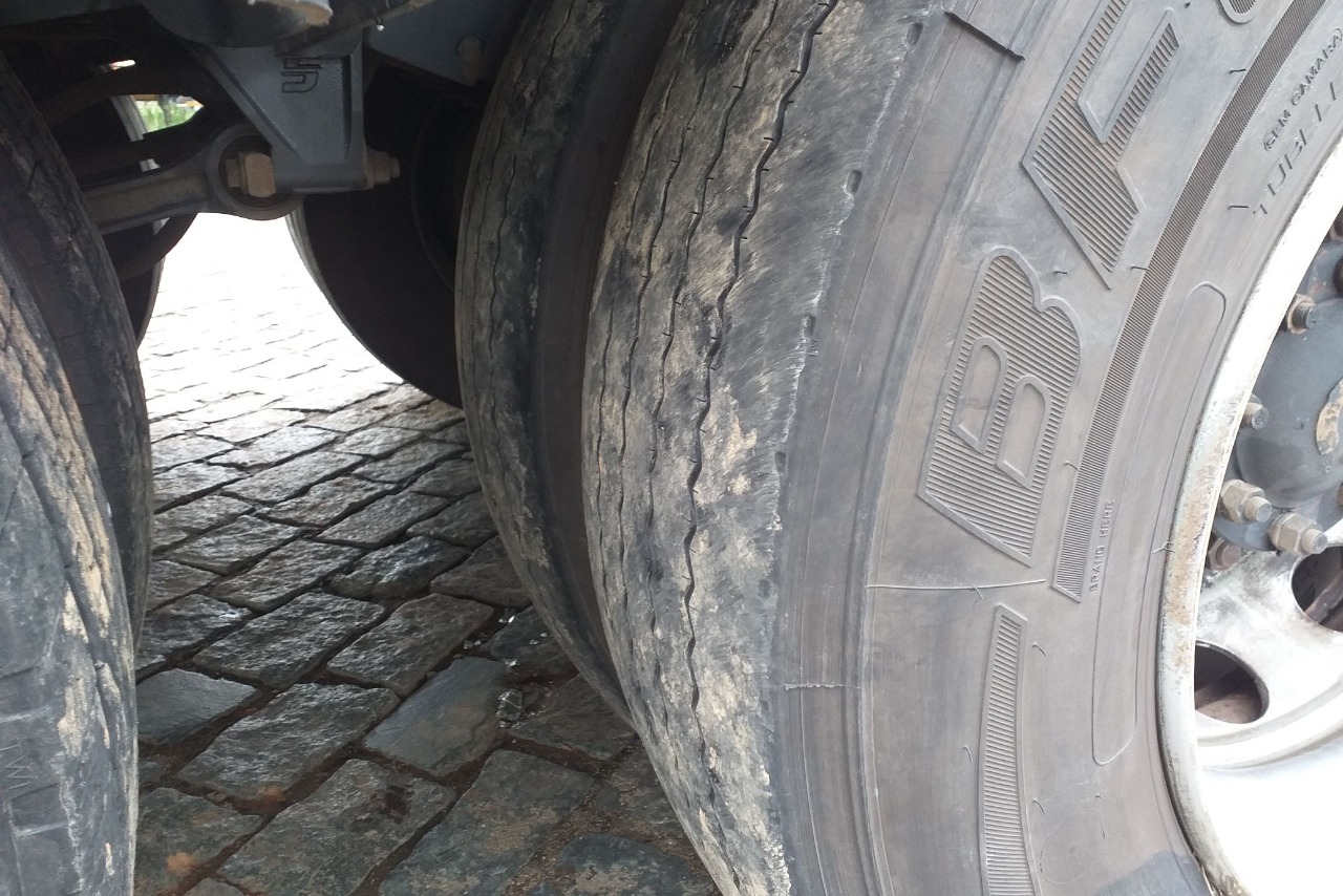 Volvo VM 270 - 13/13 17