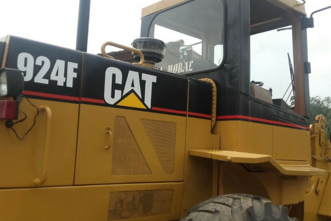 Caterpillar 924 F - 97 5