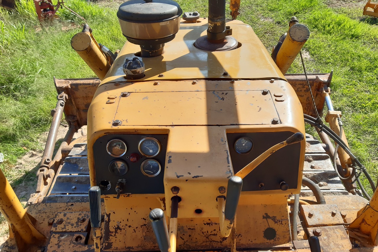 Caterpillar D4E - 84/84 2