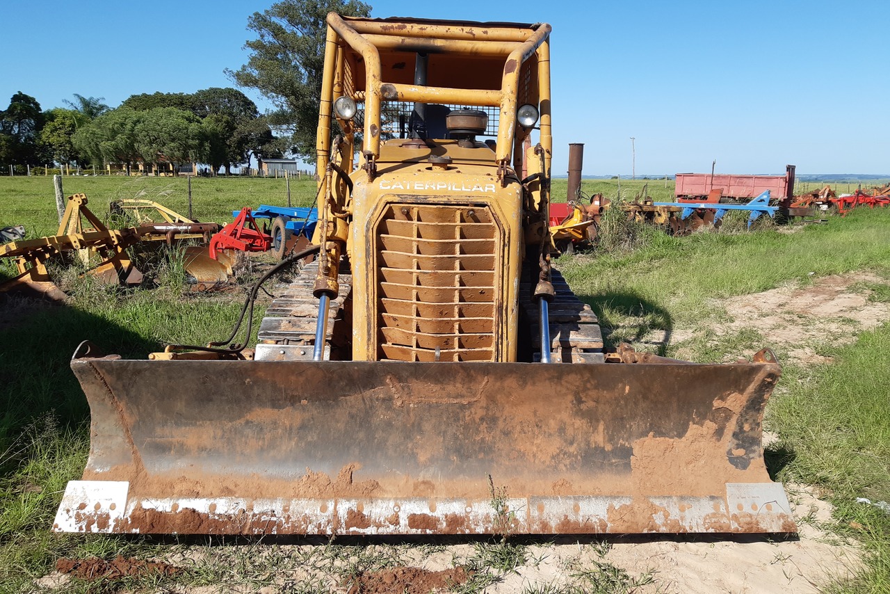 Caterpillar D4E - 84/84 5
