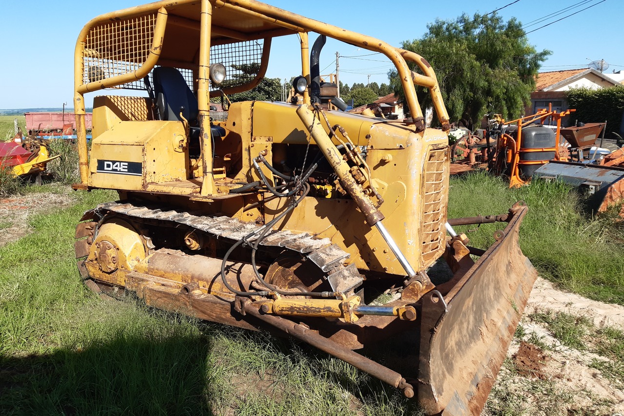 Caterpillar D4E - 84/84 6