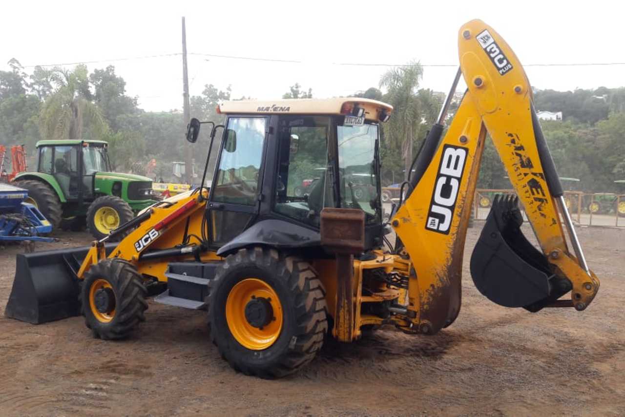 JCB 3C - 12/12 5
