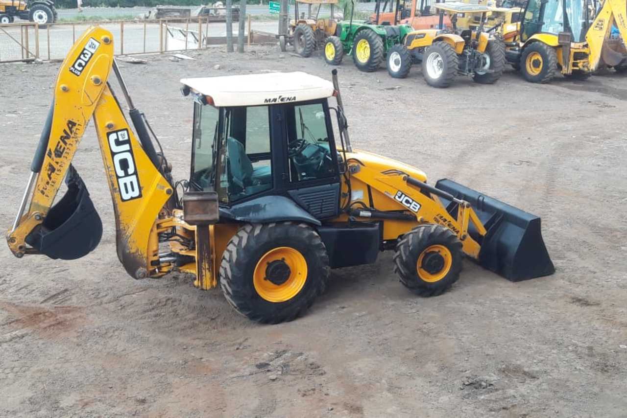 JCB 3C - 12/12 6