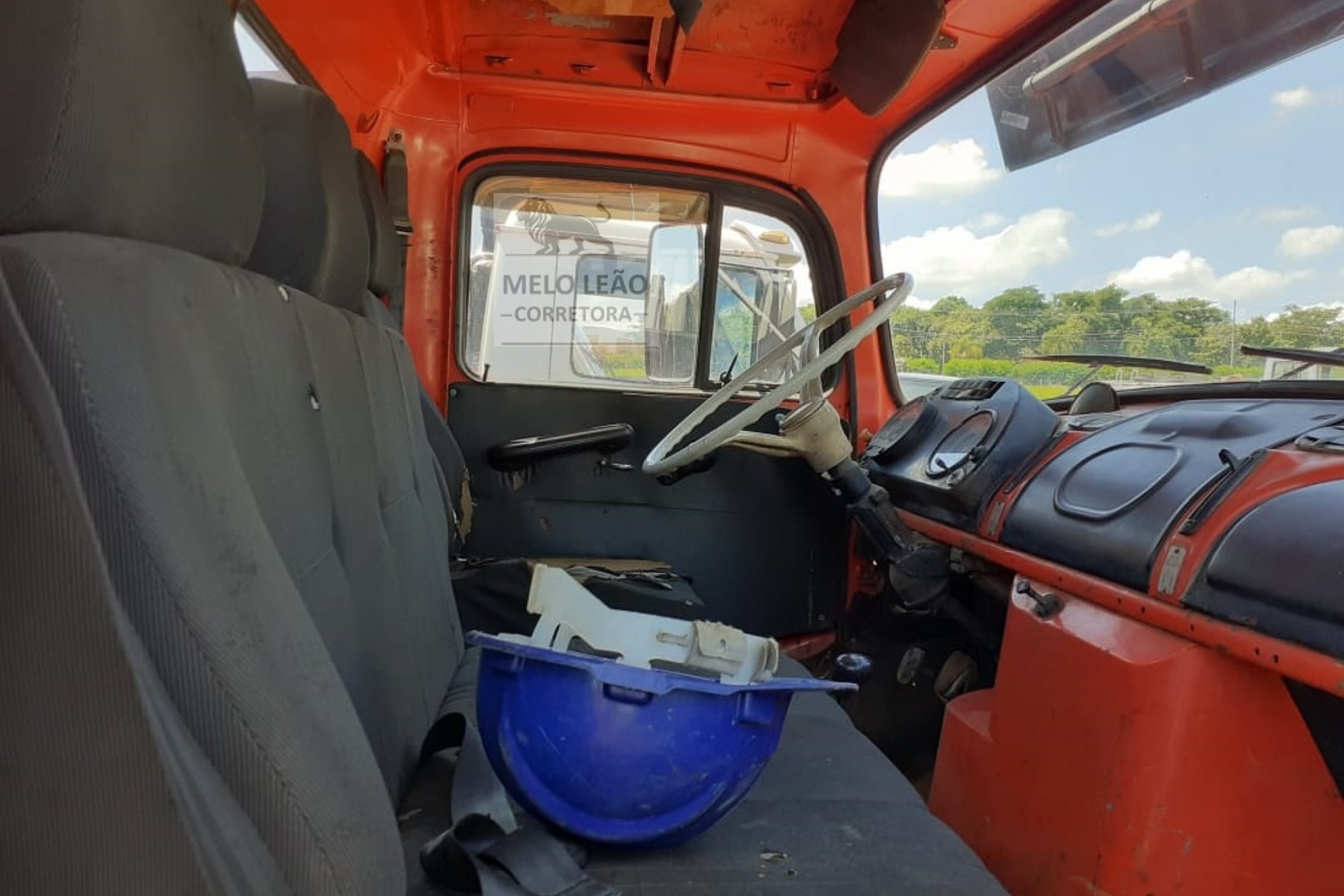Mercedes Benz MB 1313 - 76/76 3