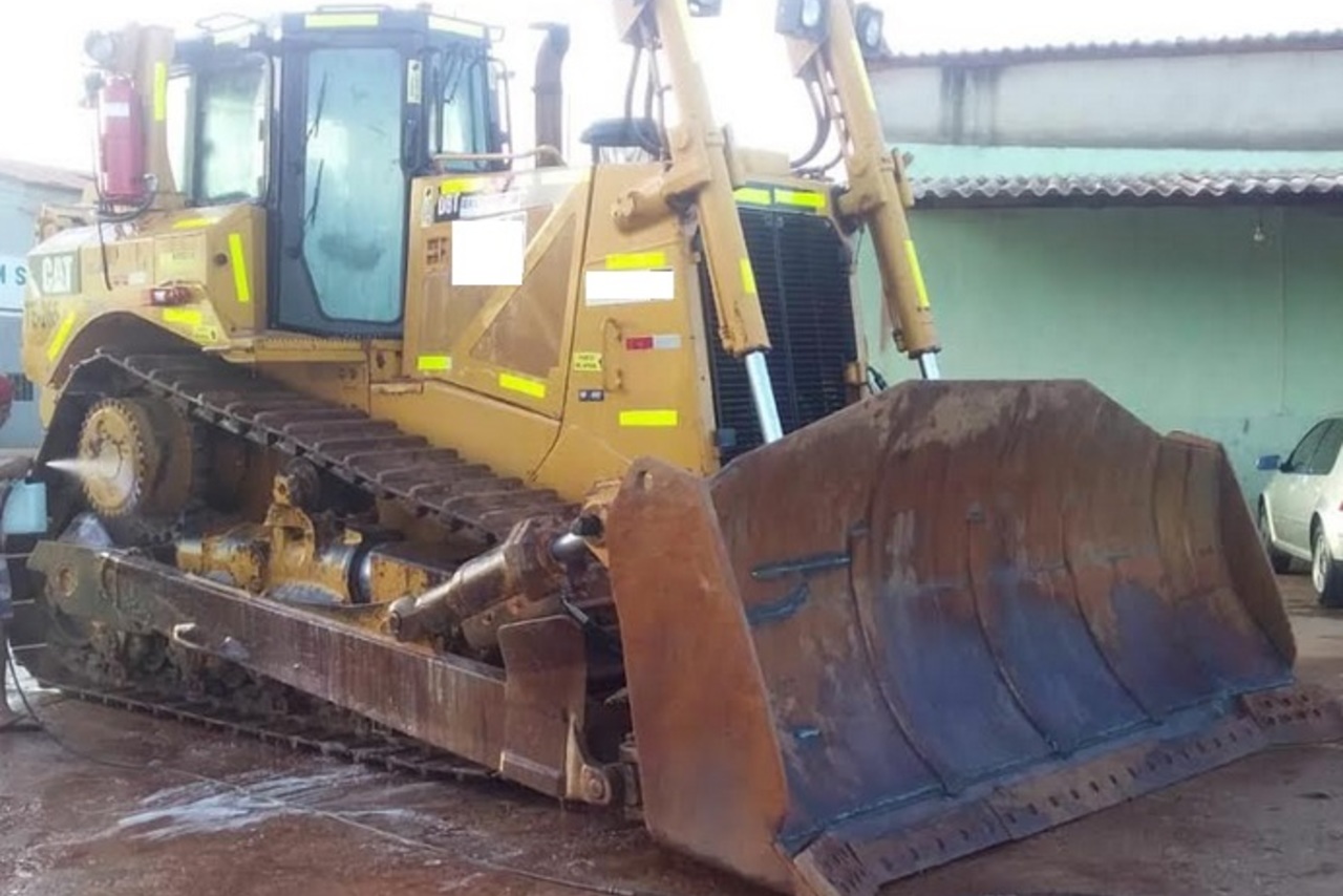 Caterpillar D8T - 09/09 4
