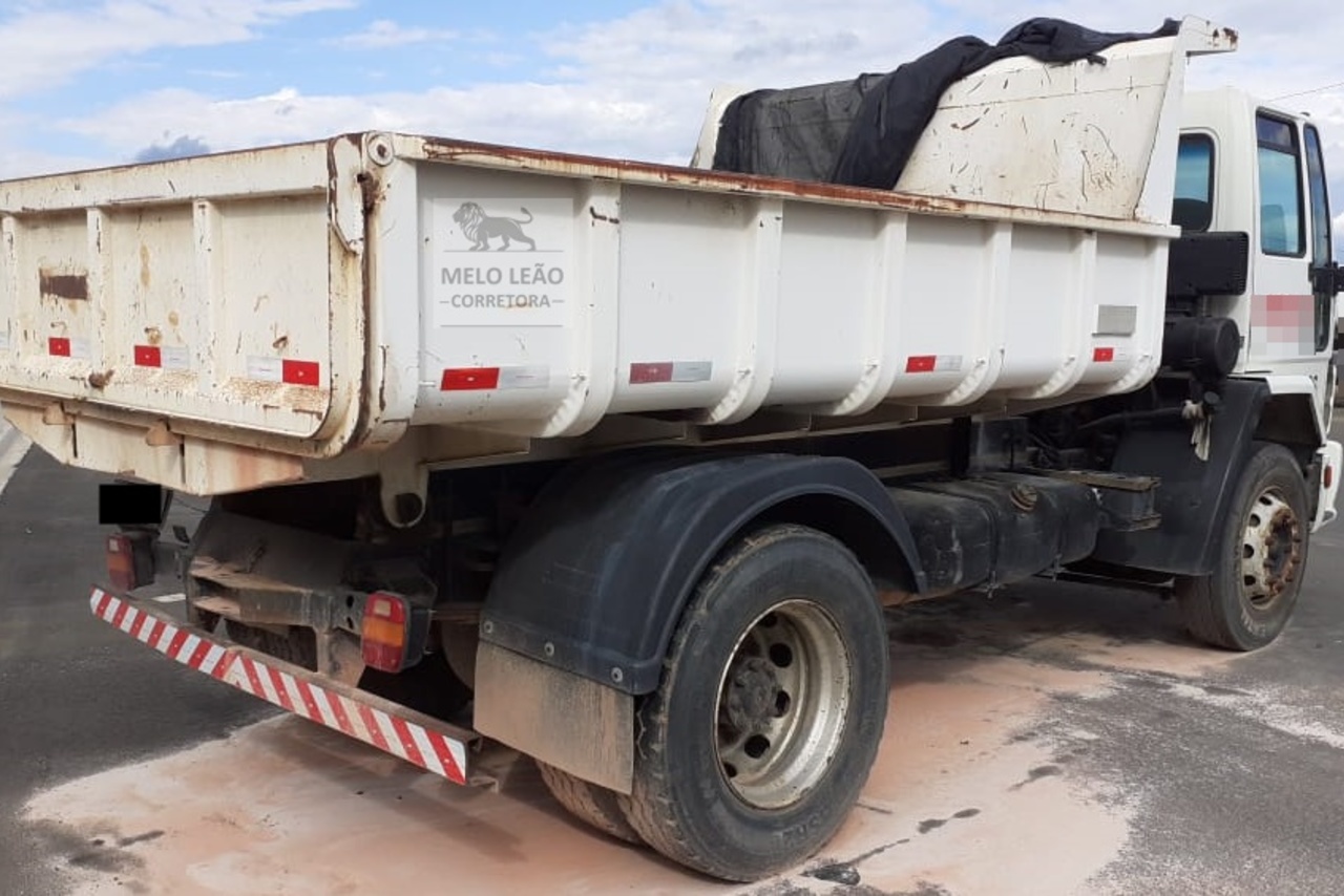 Ford Cargo1517 - 05/05 15