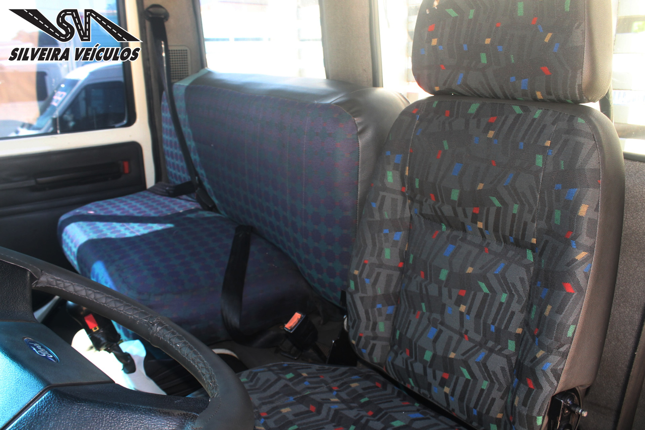 Ford Cargo2422 - 04/04 11