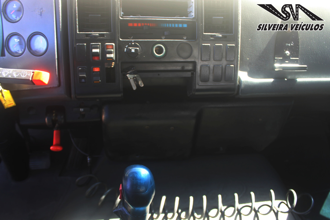 Ford Cargo2422 - 04/04 12