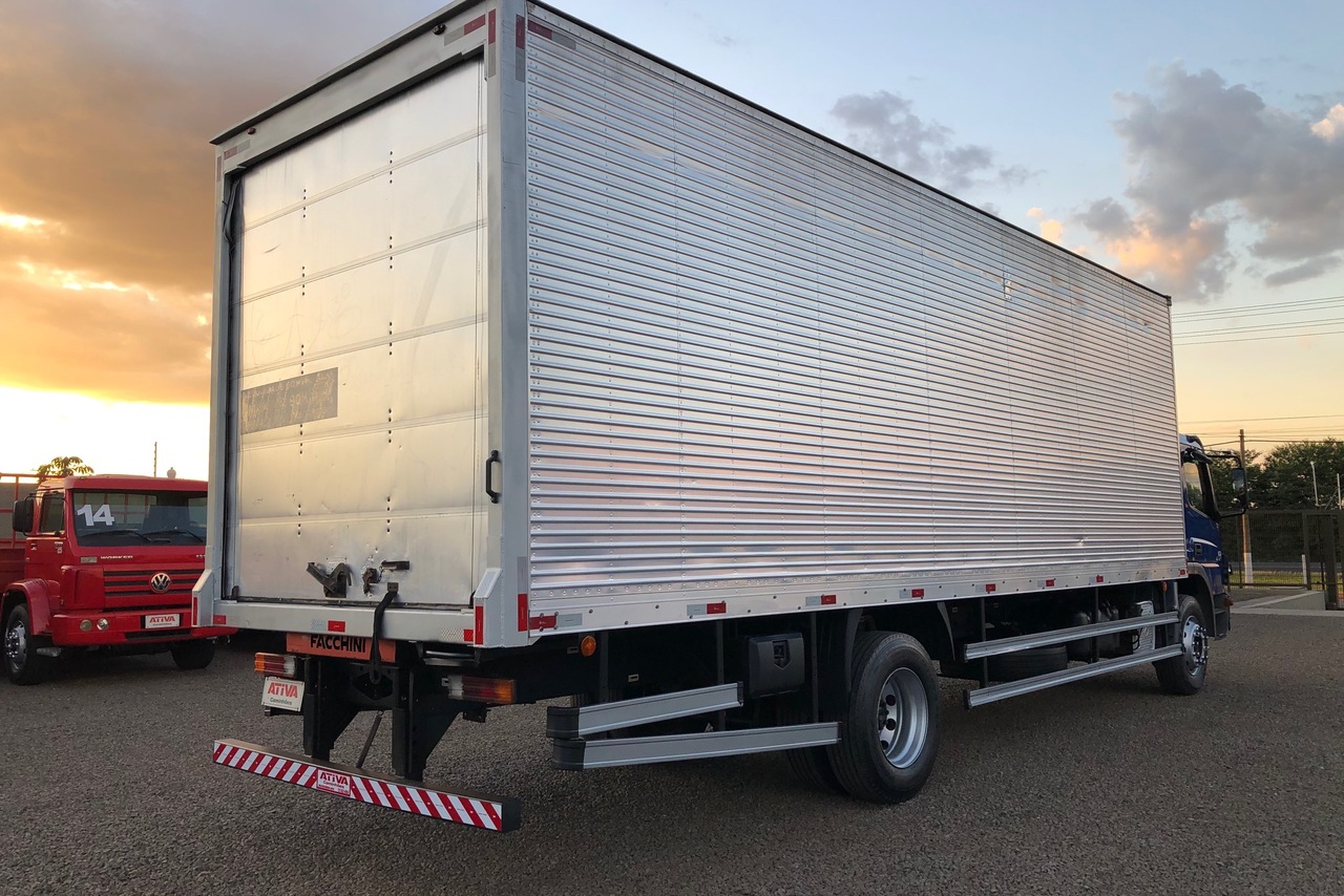 Mercedes Benz Atego 1719 - 14/14 4