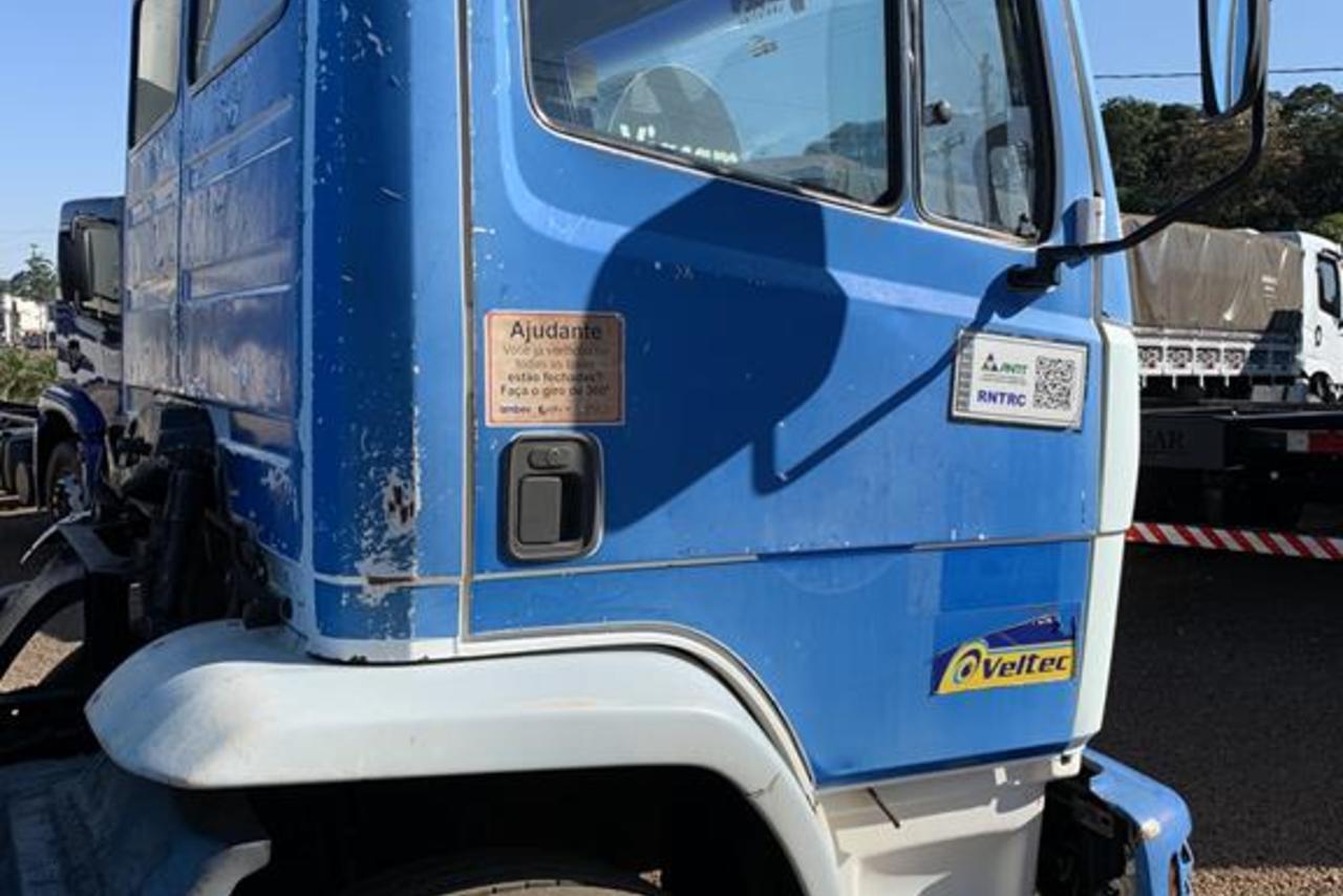 Mercedes Benz MB 1718 - 09/09 5