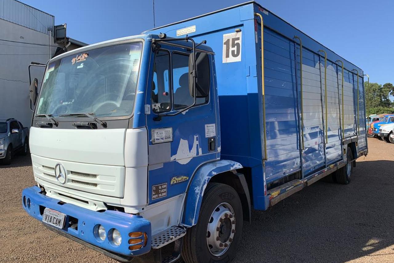 Mercedes Benz MB 1718 - 09/09 6