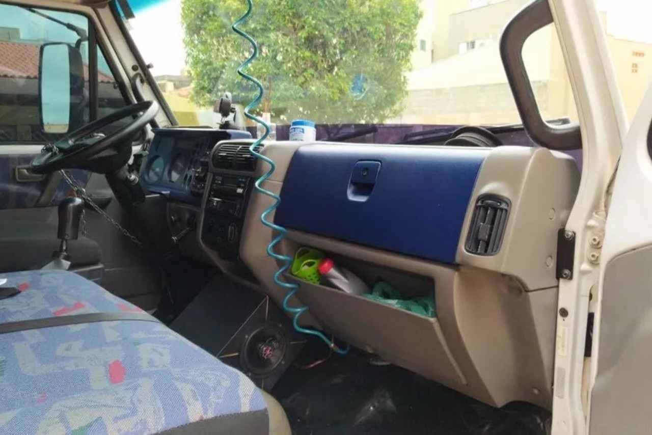 Volkswagen 8 150 - 04/04 4