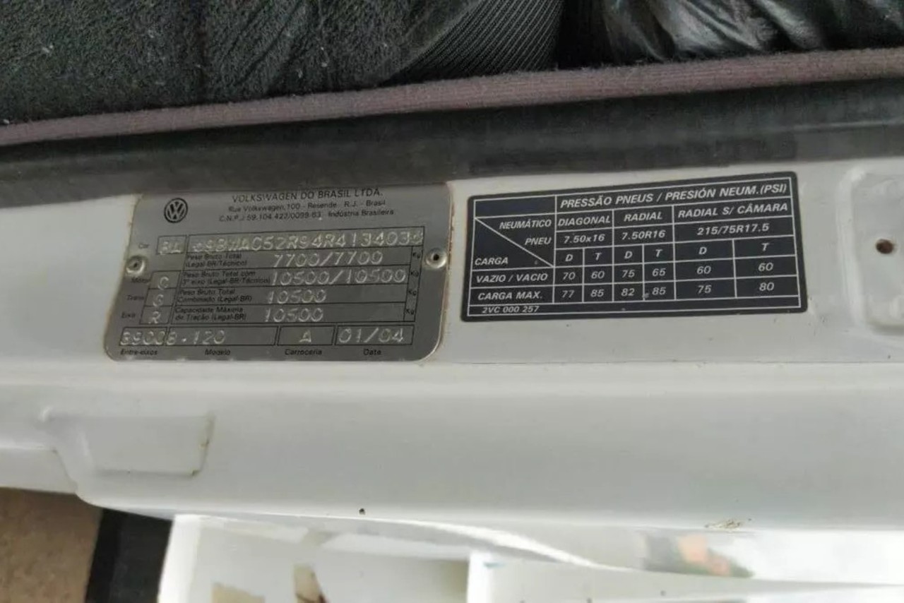 Volkswagen 8 150 - 04/04 11