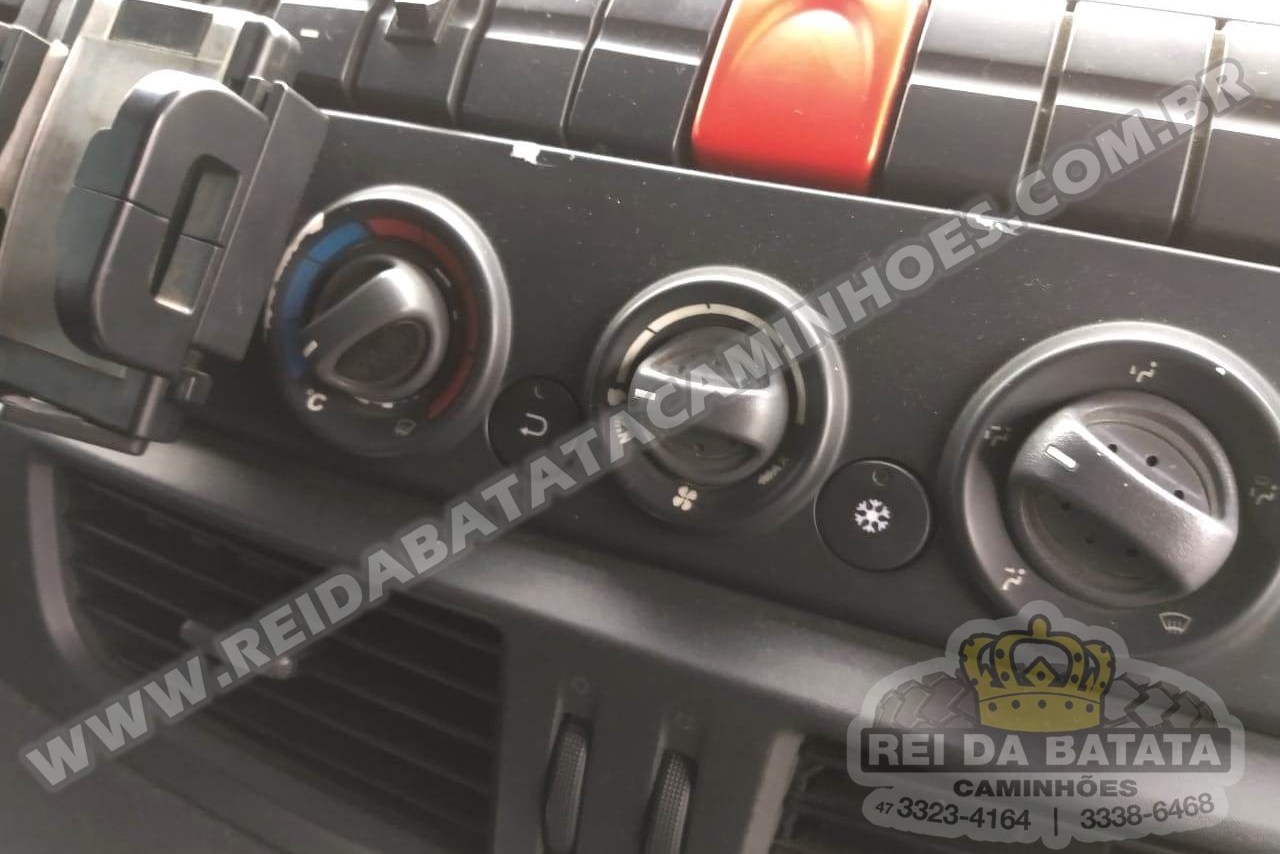 Iveco Tector 240 - 13/13 19