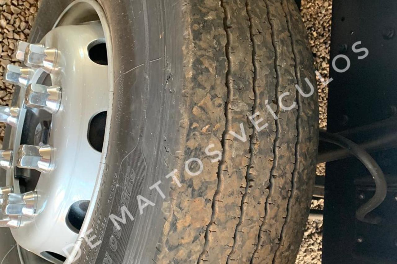 Mercedes Benz MB 1620 - 05/05 5