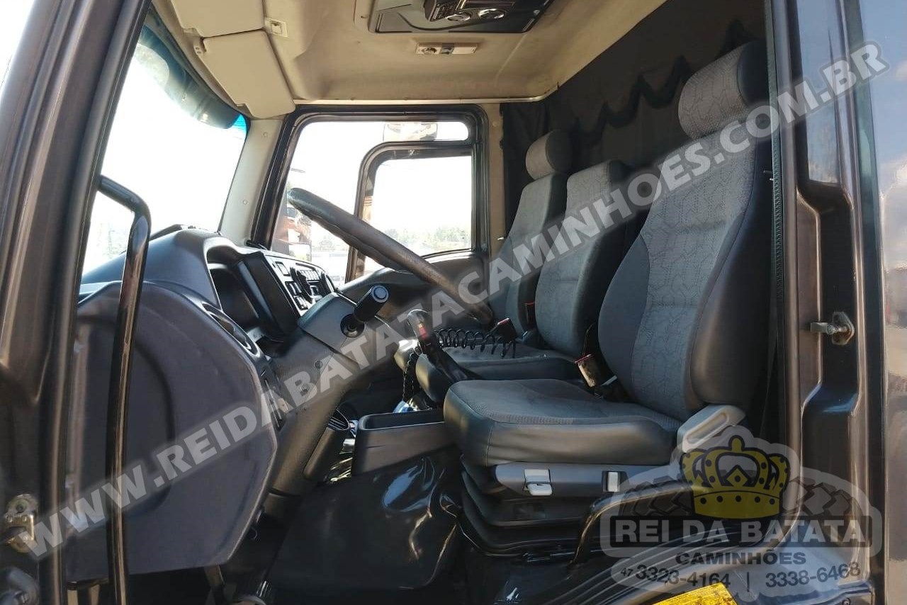 Ford Cargo2422 - 12/12 10