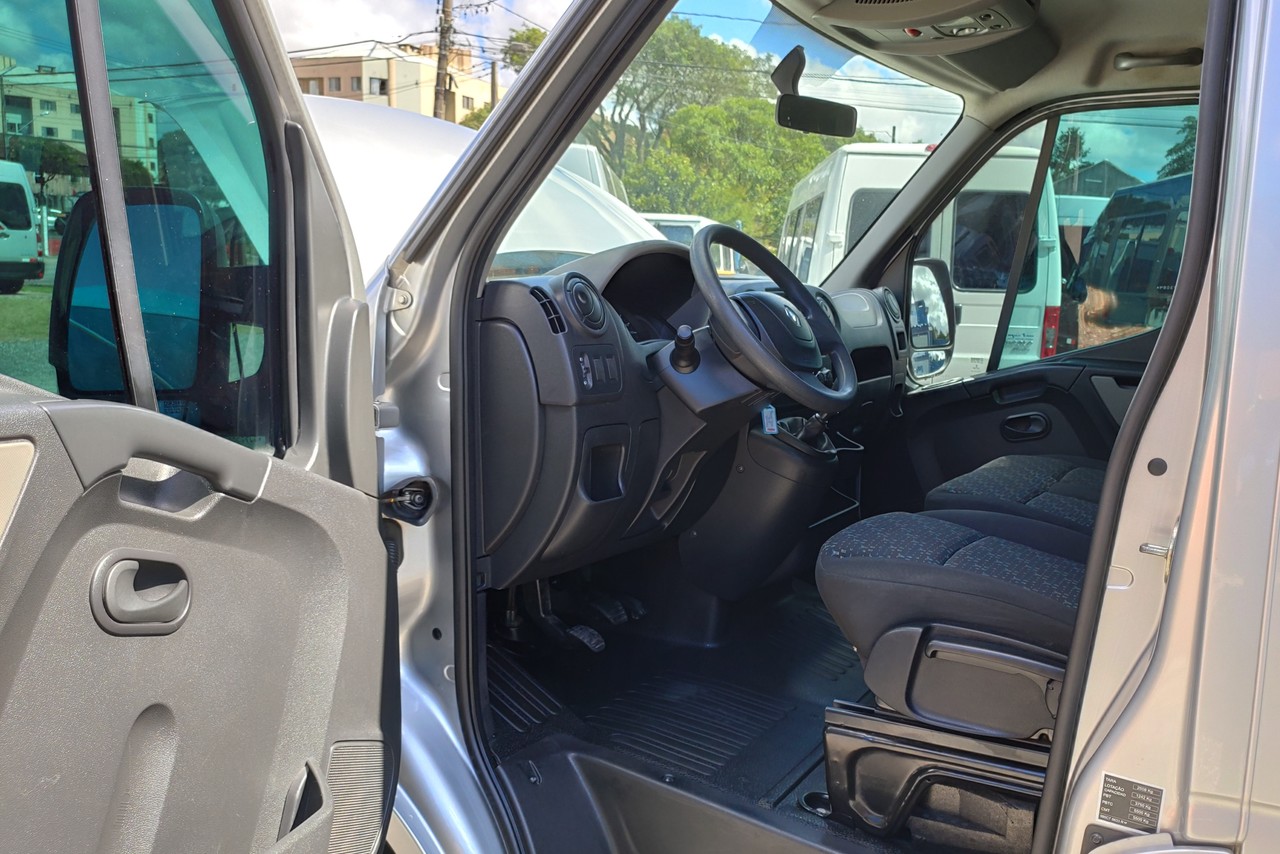 Renault Master Executive - 15/16 3