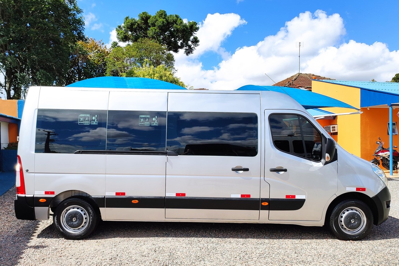 Renault Master Executive - 15/16 16