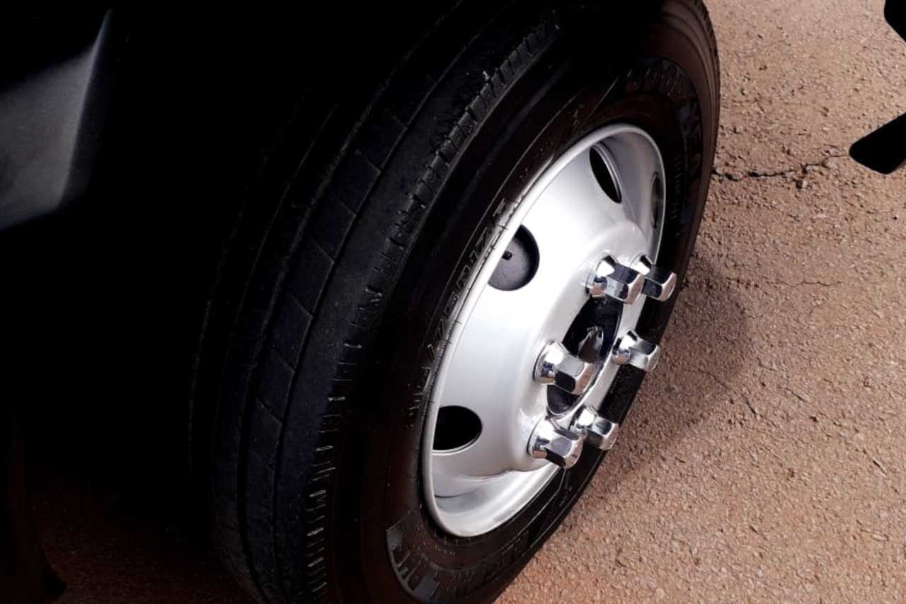 Volkswagen 8 150 - 08/09 18