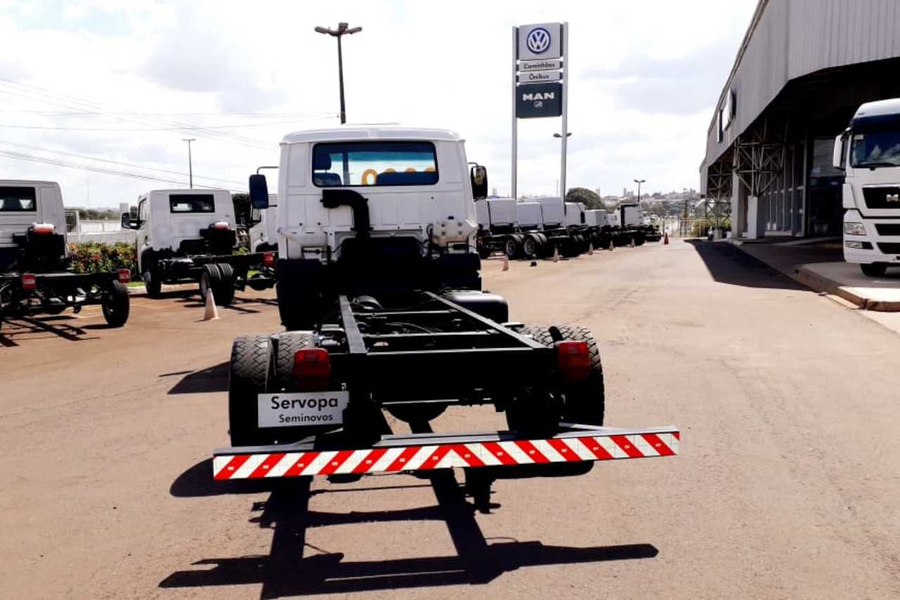 Volkswagen 8 150 - 08/09 13