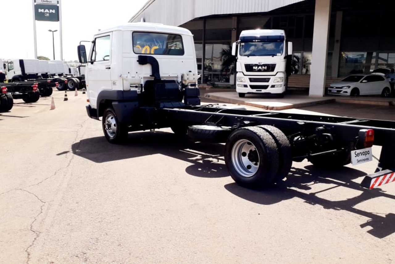 Volkswagen 8 150 - 08/09 14