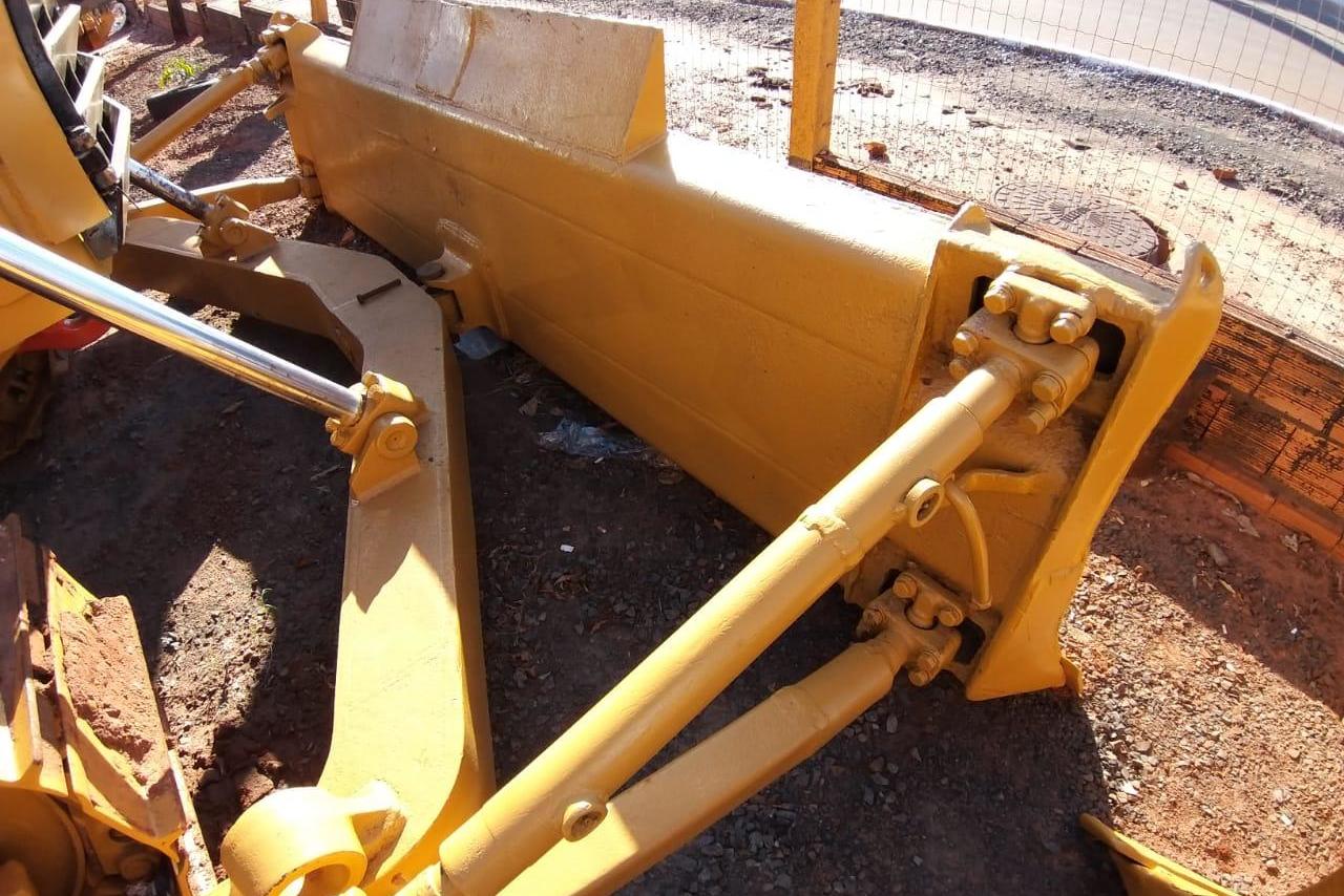 Caterpillar D6D - 81/81 6
