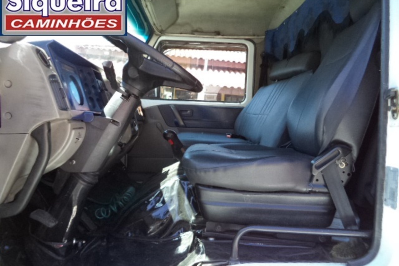 Volkswagen 23 220 - 05/05 11