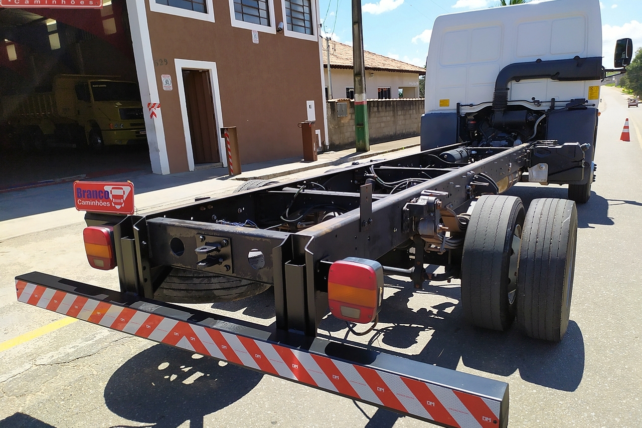 Ford Cargo1119 - 15/15 14