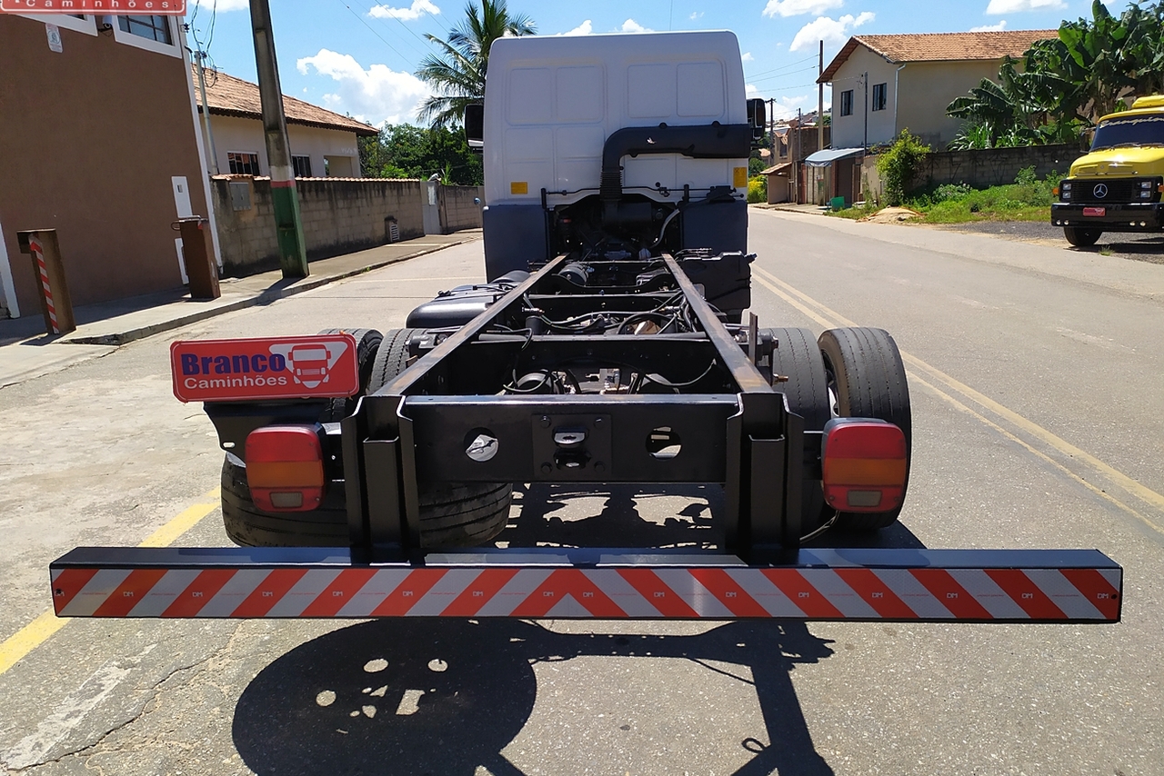 Ford Cargo1119 - 15/15 16