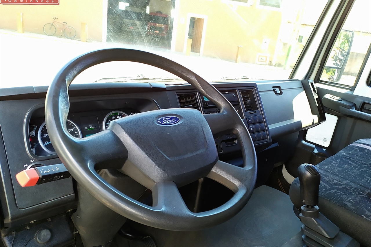 Ford Cargo1119 - 15/15 17