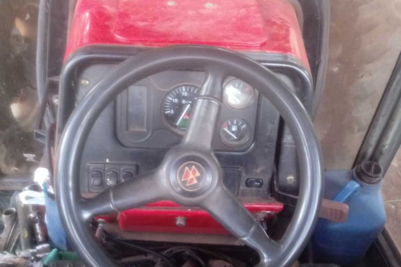 Massey Ferguson 275 - 09/09 3