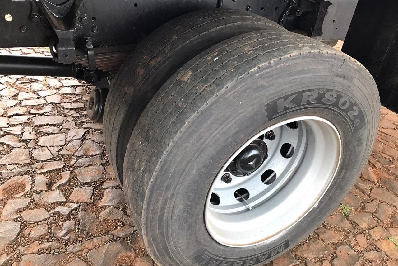Mercedes Benz MB 1718 - 09/09 9