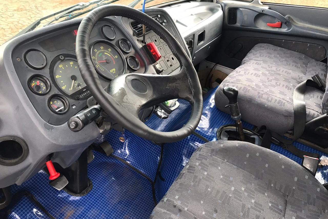 Mercedes Benz MB 1718 - 09/09 13