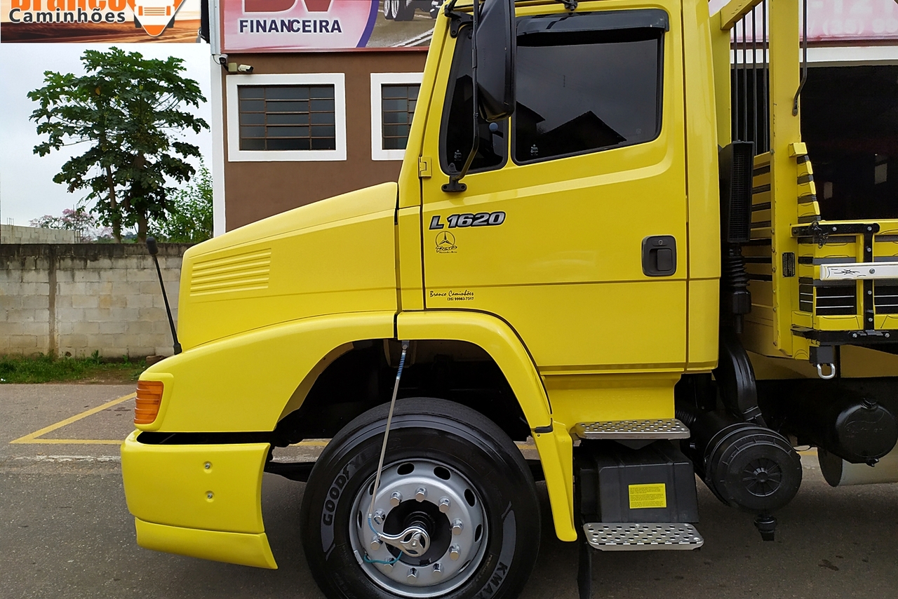 Mercedes Benz MB 1620 - 01/01 4